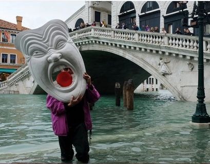 Гергиев решил поддержать затопленную Венецию музыкой