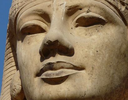 Уникальную статую фараона Рамзеса нашли в Египте