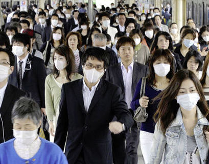 В Китае настоящий ажиотаж по покупке медицинских масок – СМИ