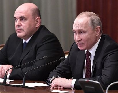 Путин: у правительства Мишустина нет времени на раскачку 