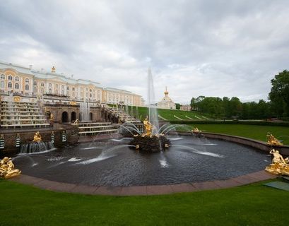 Сезон фонтанов в "Петергофе" откроют 25 апреля 