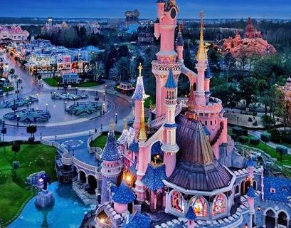 В Париже заработал парк развлечений Disneyland