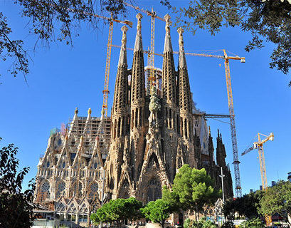 Саграда Фамилия в Барселоне не будет достроена к 2026 году