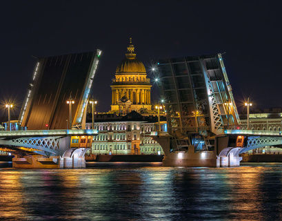 На выставке в Петербурге покажут первый мост через Неву