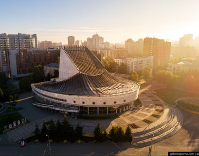 Новый театр для депутата или продолжение истории новосибирского «Глобуса»?